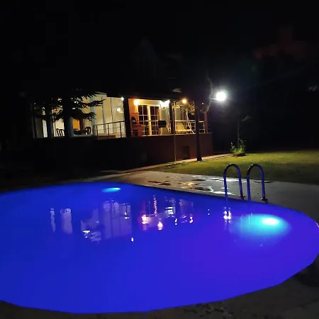 Da 3 1 Salon Muestakil Havuzlu Ve Jakuzili Otel Sapanca