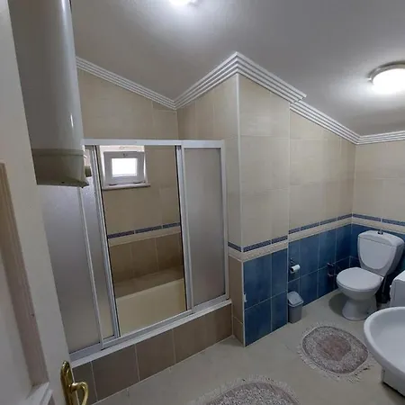 Otel Da 3 1 Salon Muestakil Havuzlu Ve Jakuzili